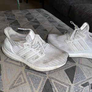 ULTRABOOST WITH CAGE WHITE SIZE 7 women